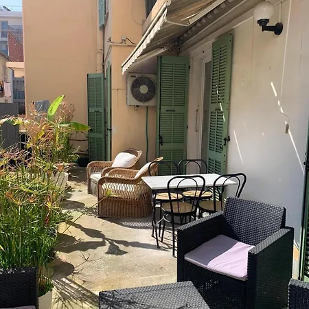 Et Terrasse Centre * Ницца